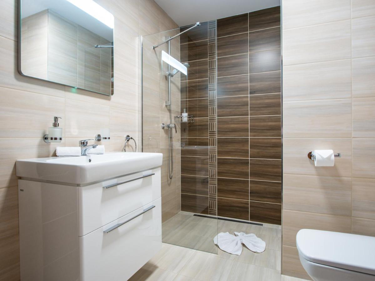 Tatra Suites Luxury Studio A302 Vysoké Tatry Esterno foto